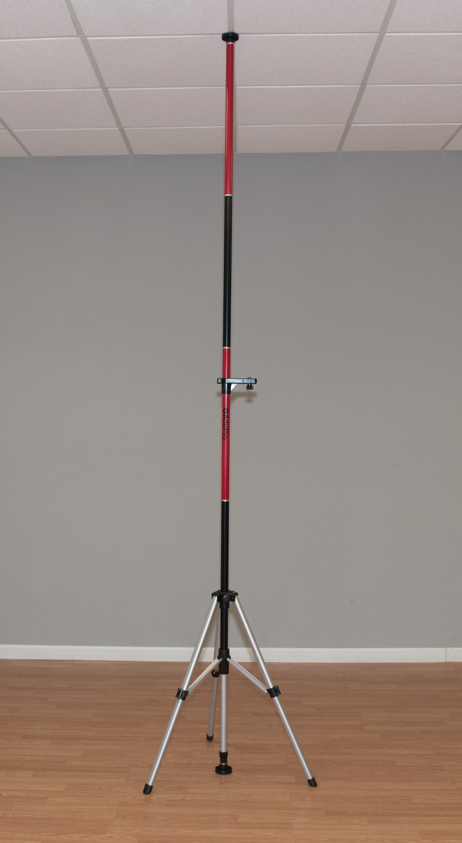 Telescoping Laser Pole with Tripod and Mount – Alpine